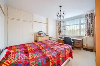 10 Birch Tree Way, photo 3