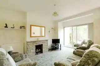 10 Blackbush Avenue, photo 3