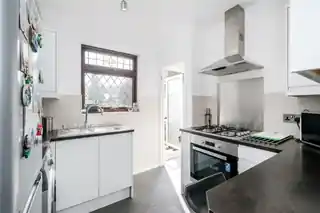 10 Boyne Road, photo 3