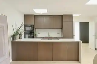 10 Brinkworth Way, photo 3