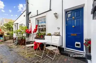 10 Brownlow Road, photo 3