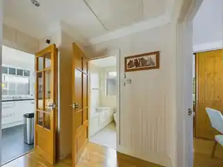 10 Cambria Close, photo 3