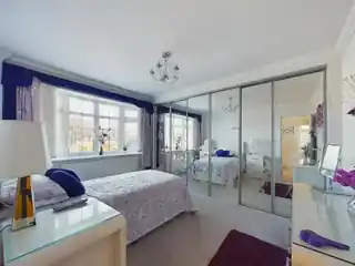 10 Cambria Close, photo 4