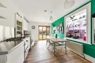 10 Cann Hall Road, photo 4