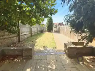 10 Carnation Street, photo 2