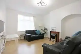 10 Chaplin Road, photo 4