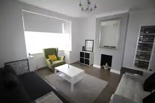 10 Chester Avenue, photo 3