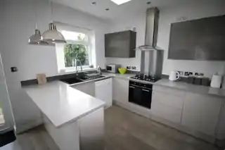 10 Chester Avenue, photo 4