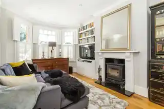 10 Christchurch Road, photo 3