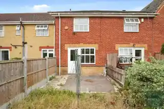 10 Dahlia Gardens, photo 4
