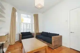 10 Daphne Street, photo 2