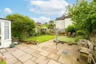 10 Dibdin Road, photo 3