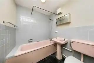 10 Elton Close, photo 4