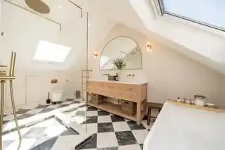 10 Erlesmere Gardens, photo 3