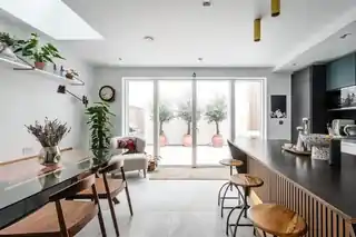 10 Forbes Lane, photo 2