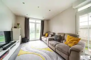 10 Heath Road, photo 2
