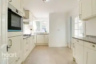 10 Kingston Road, photo 4