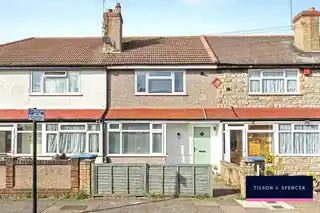 10 Leyburn Road, photo 2