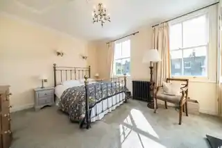 10 Marsden Street, photo 3
