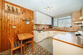 10, Orchard Court, Thornbury Avenue, photo 3