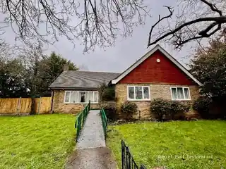 10 Osterley Lane, photo 2