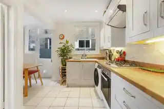 10 Oxford Avenue, photo 3