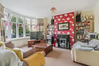 10 Priory Way, photo 3