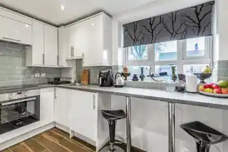 10 Ravens Way, photo 3