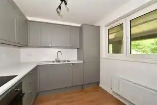 10 Regal Crescent, photo 2