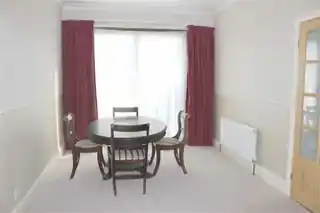 10 Salisbury Road, photo 4