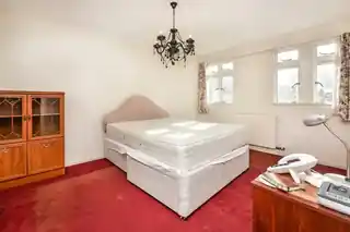 10, St. Marks Court, Lower Boston Road, photo 3