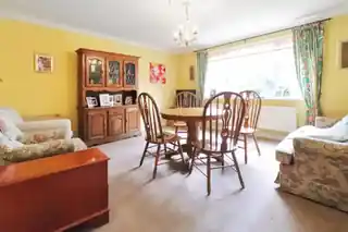10 Terence Court, photo 2