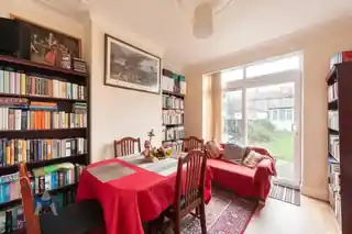 10 Waverley Avenue, photo 4