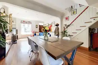10 Whewell Road, photo 4