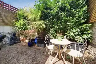 10 Whewell Road, photo 3