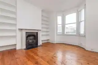 10 Wincott Street, photo 2