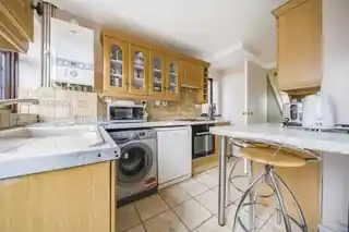 10 Woolwich Road, photo 4