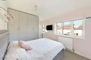 100 Brinkley Road, photo 3