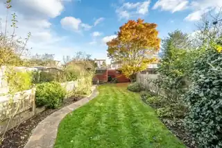 100 Cherrywood Lane, photo 2
