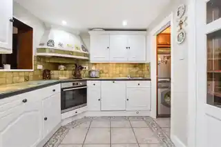 100 Hatherley Gardens, photo 3