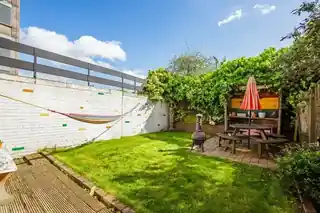 100 Malham Road, photo 3