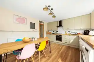 100 Malham Road, photo 4