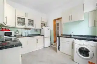 100 Underhill Road, photo 3