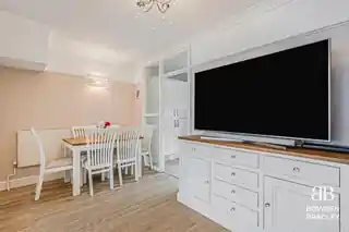 100 Uplands Road, photo 4