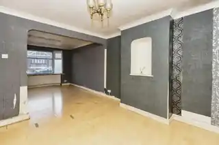 101 Ardwell Avenue, photo 2
