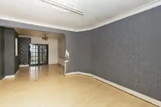 101 Ardwell Avenue, photo 3