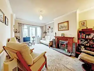 101 Capthorne Avenue, photo 3