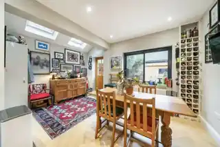 101 Fernbrook Road, photo 3