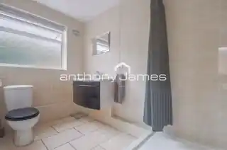 101 Long Lane, photo 4
