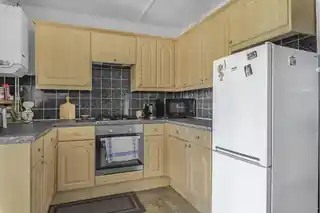 101 Wellington Avenue, photo 3